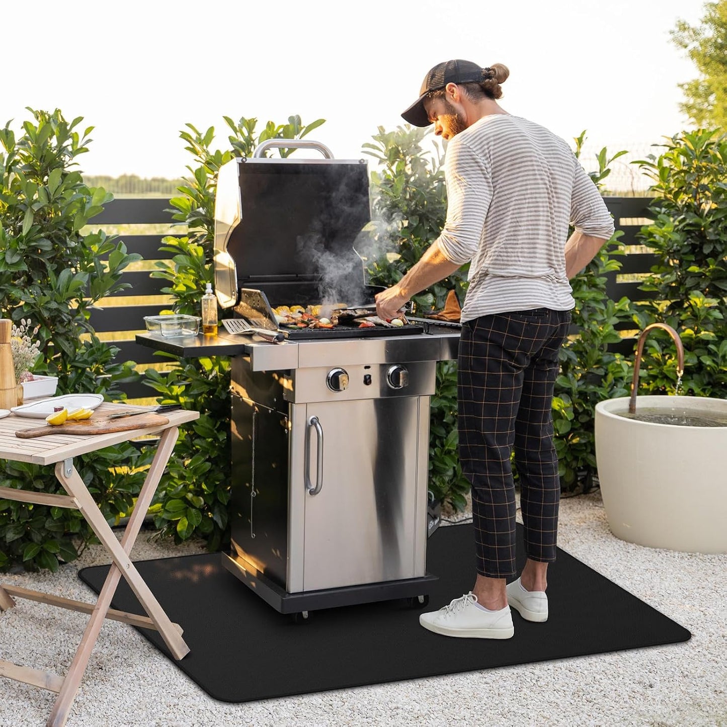 Double-Sided Fireproof Grill Pad, Perfect for Under Outdoor Barbecue Spots