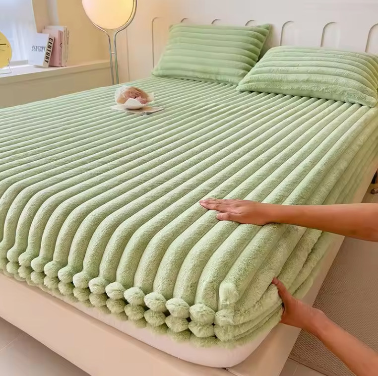 Ultra-Soft Luxury Fitted Bed Sheet