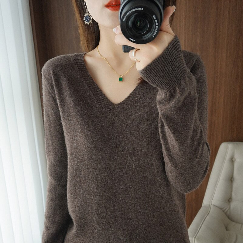 Cashmere V-neck | Zersly™