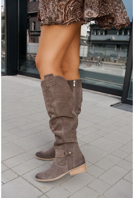 High boots | Zersly™