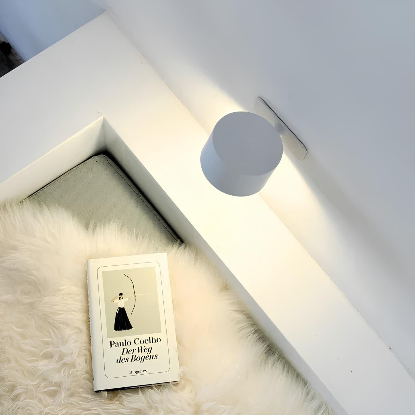Battery Operated Wall Light - Rechargeable Wall Light - Ambilume