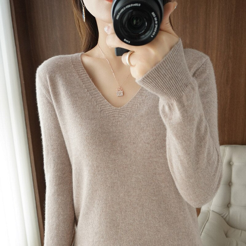 Cashmere V-neck | Zersly™
